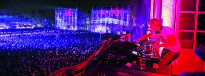 Le DJ Kavinsky enflamme la place Stanislas en 2013